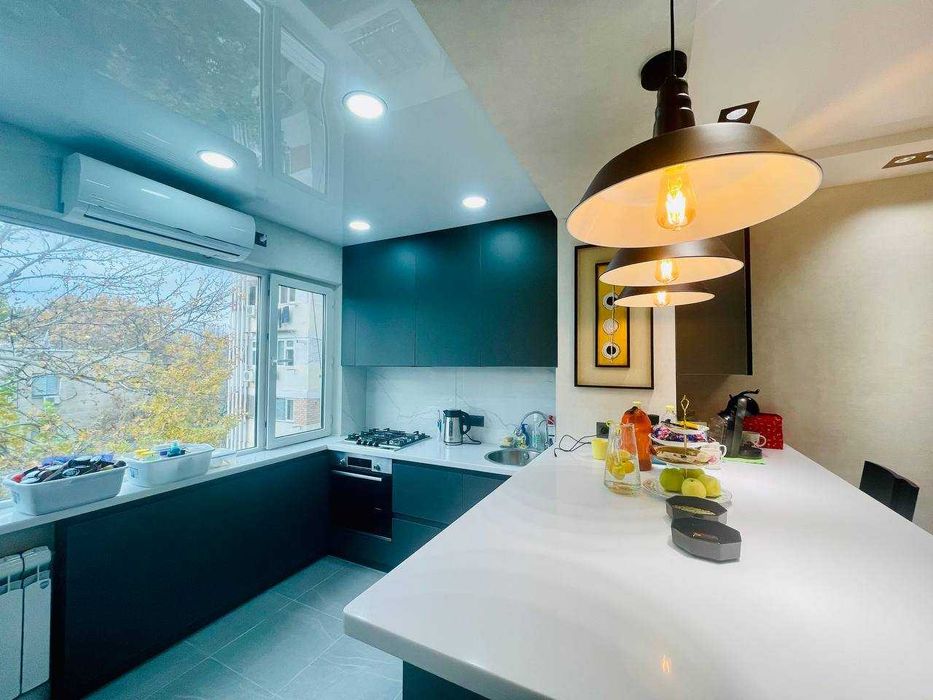 3 комнатная квартира ЦУМ Голубые Купола Кирпичный Спецплан (КС)