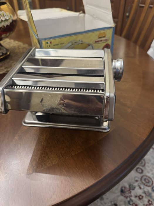 Тестораскатка ,лапшерезка Италия продам