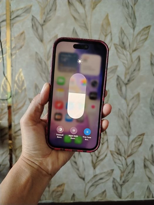 Продаётся телефон