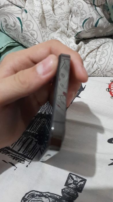 Айфон 12про оригинал