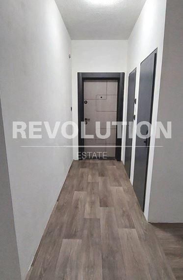 Дава се под наем Тристаен апартамент в Варна, Младост 1 - 60 кв.м за 348.84 € - Снимка #5