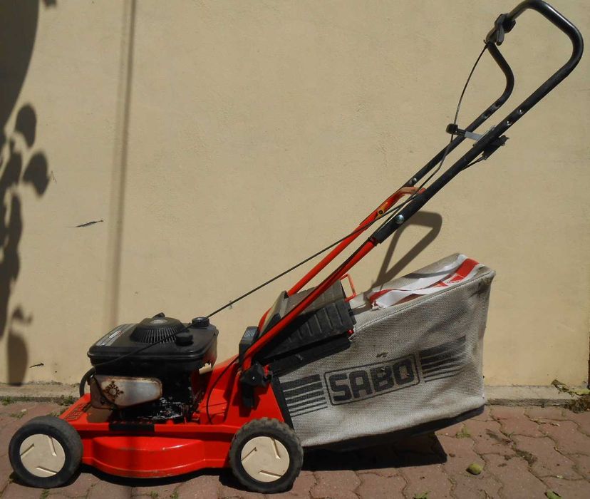 SABO masina tuns gazon iarba autotractiune motor benzina