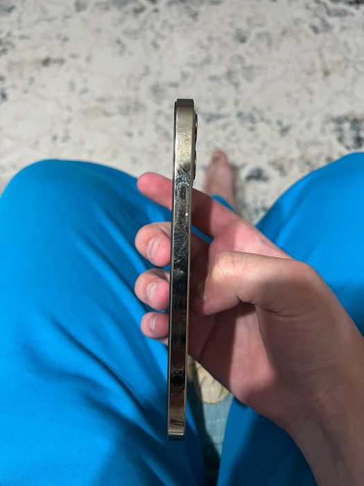 Продаю iPhone 12 Pro