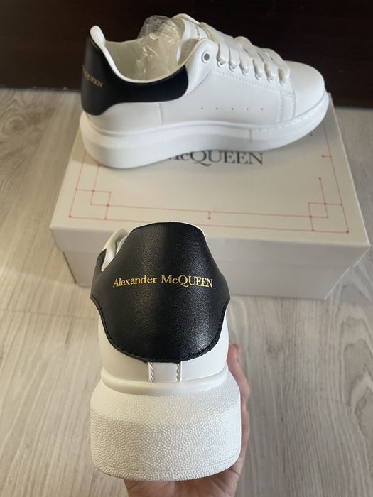 Alexander McQUEEN