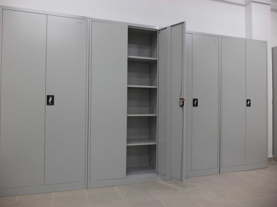 Шкаф металлический, архивный, раздевальный. Metal shkaf