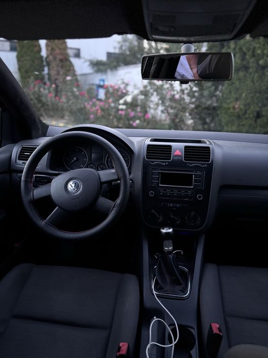 VOLKSWAGEN Golf 2004 — imagine 2