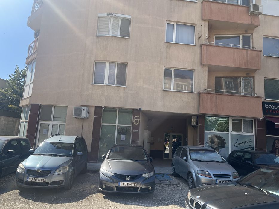 Продава се Магазин в Пловдив, Южен - 75 кв.м за 2134 €/кв.м - Снимка #3