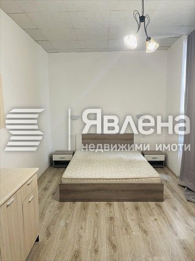 Дава се под наем Едностаен апартамент в Варна, Гръцка махала - 20 кв.м за 350 € - Снимка #2