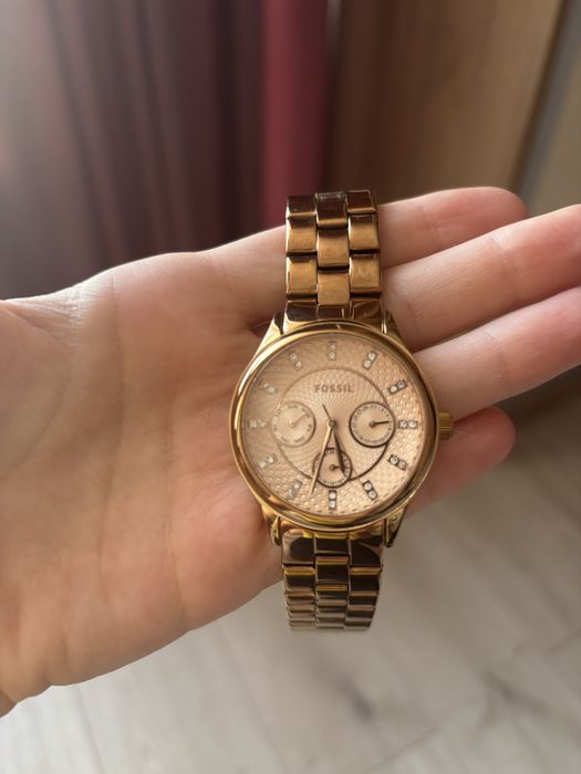 Fossil rose gold дамски часовник