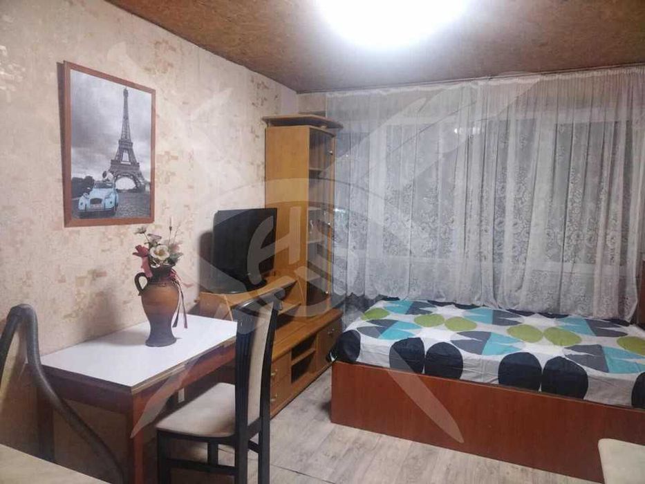 Дава се под наем Едностаен апартамент в Варна, Левски - 25 кв.м за 250 € - Снимка #4