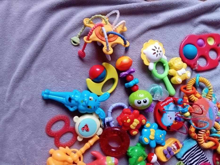 Игрушки погремушки