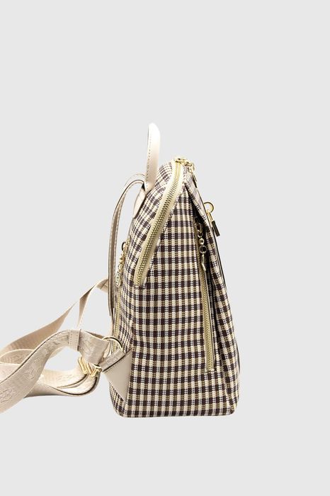 НОВО! ЛИКВИДАЦИЯ! Дамска раница „Камелия“ в екрю