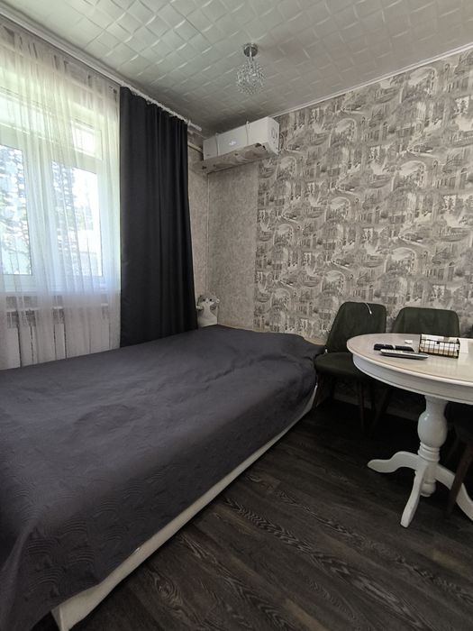 1 комнатная квартира. С Евро ремонт. Спутник. В деревянном доме. 2/2.