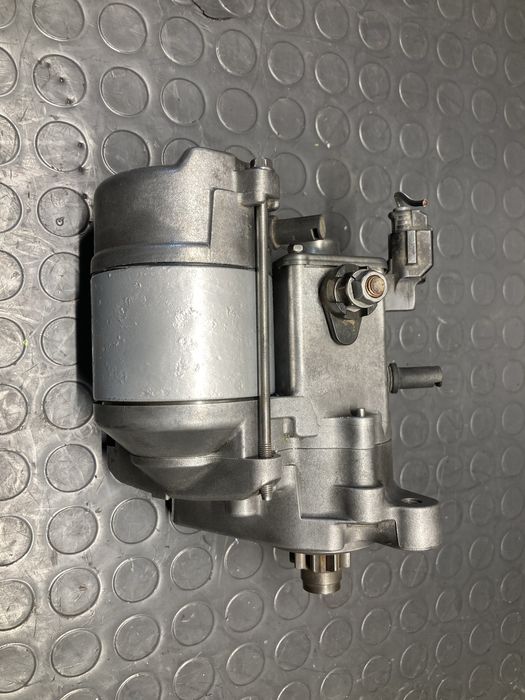 Стартер за тойота ланд крузер/ land cruiser J90 3.4 V6 96-00г