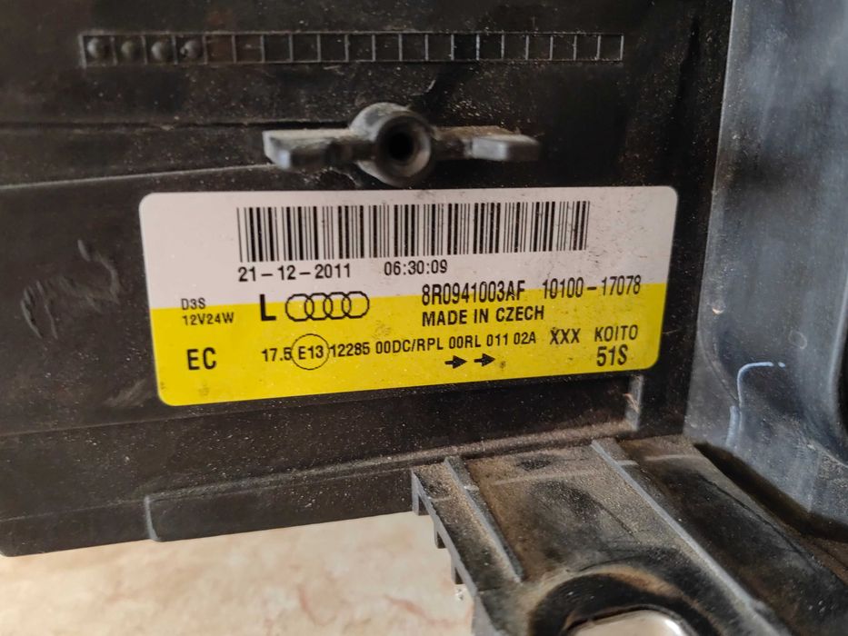 Фар Audi Q5 Bi-Xenon LED ляв / Фар Ауди Кю5 ксенон Оригинален