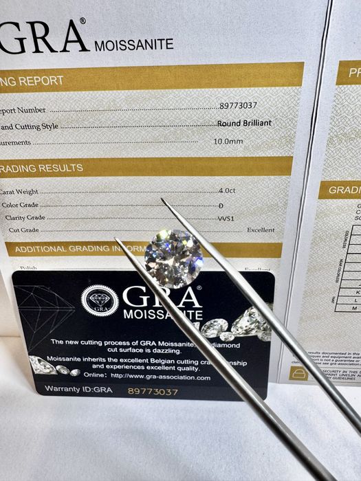 Диамант 4 карата,мойсанит, за бижу и подарък