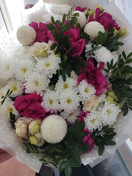 Продам букет из ассорти цветов свежие сегодня получила