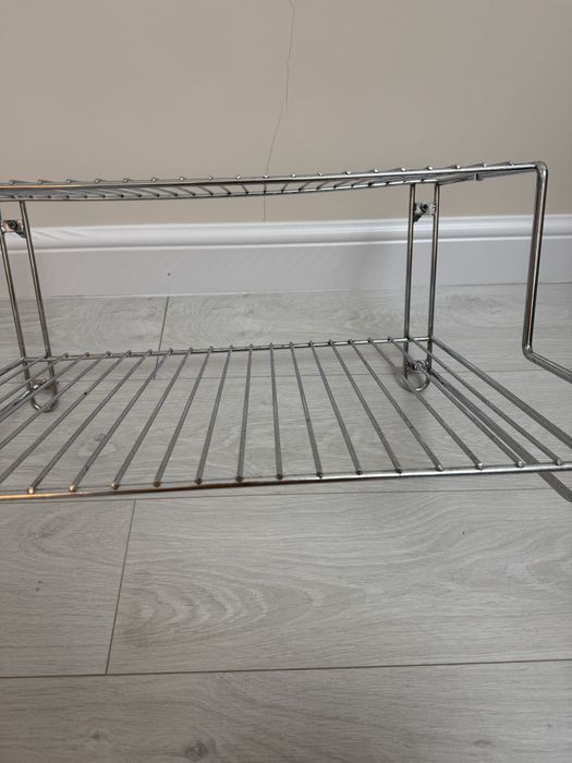 Продам подставку для микроволновки