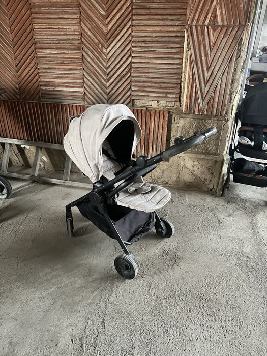 Коляска в дорогу