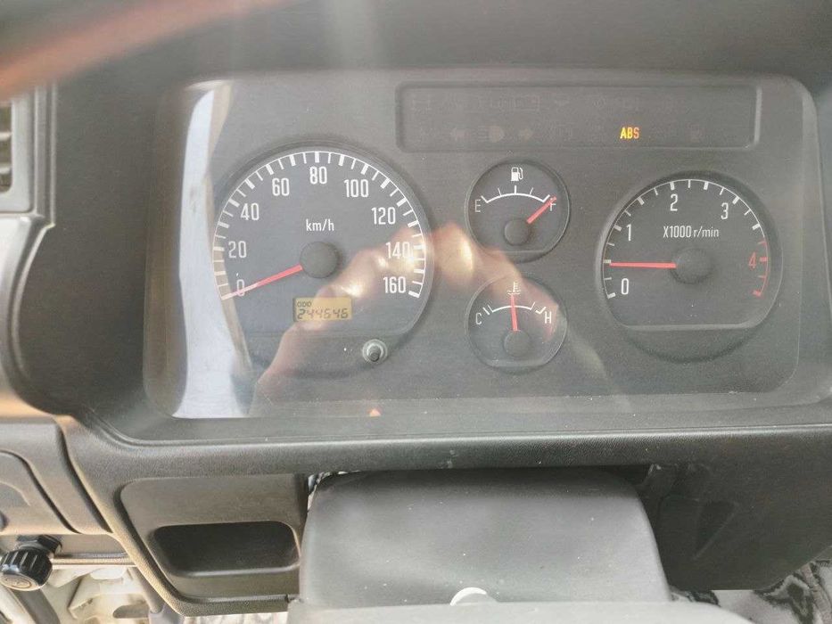 ISUZU NQR 71 Furgon (SamAuto)