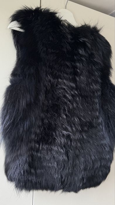 Елек лисица завършек в лилаво