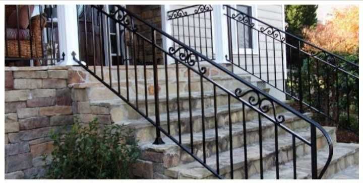 Парапети за стълбища и тераси от ковано желязо