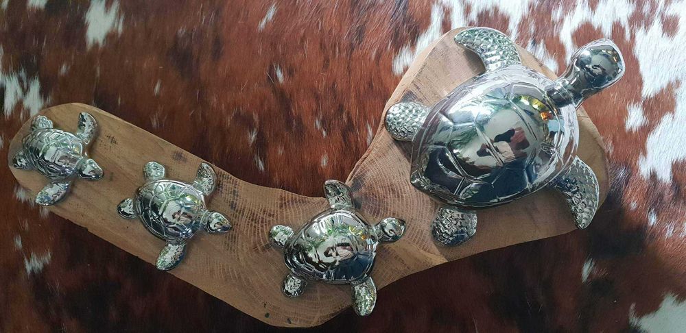 Decoratiune lemn Turtles / handmade