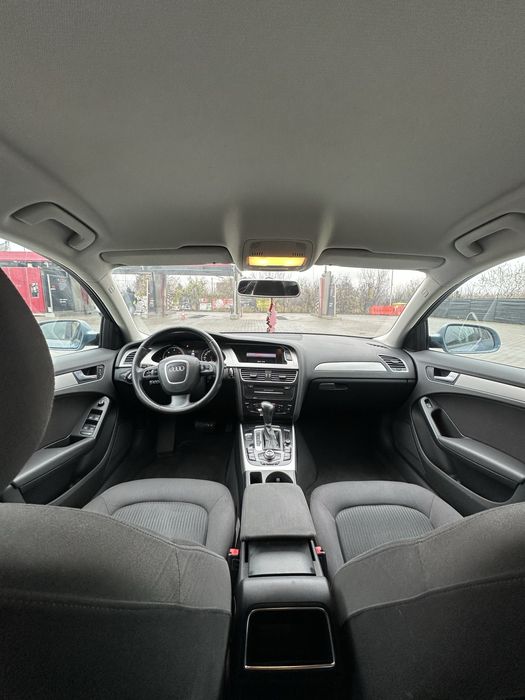Audi A4 B8 2011/AUTOMAT/Navigatie/240.000km