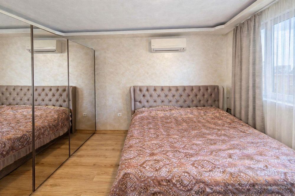 Дава се под наем Тристаен апартамент в Варна, Бриз - 110 кв.м за 997.05 € - Снимка #3