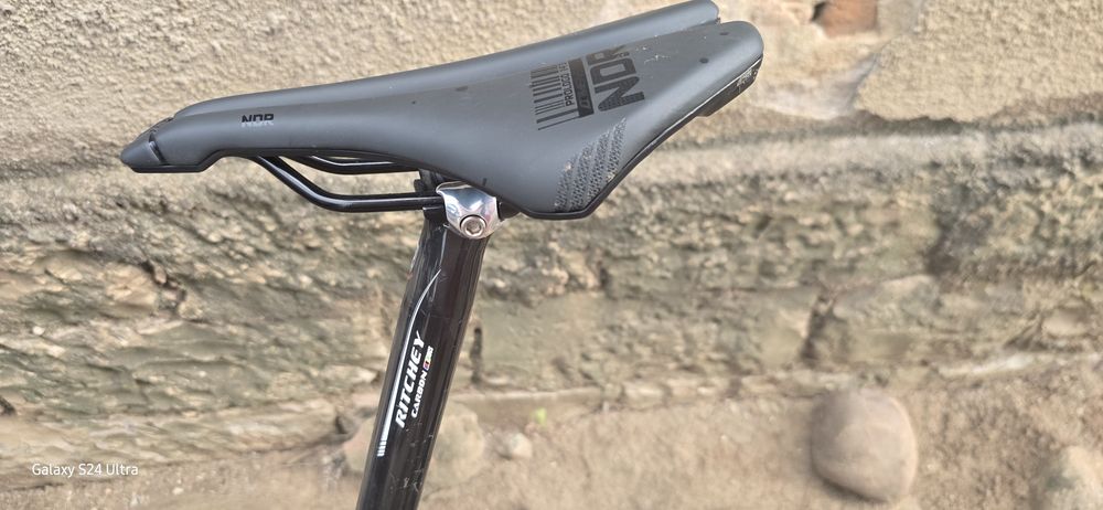 BMC fourStroke 01 карбонов 29 , М размер , 10,300 кг