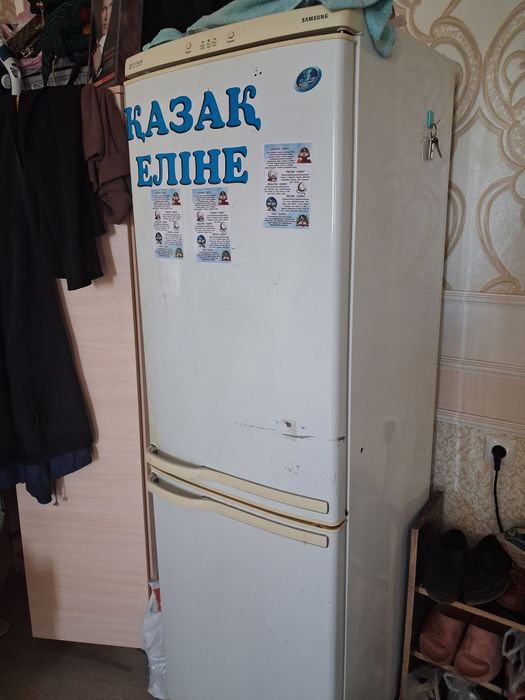 Холодильник 30000