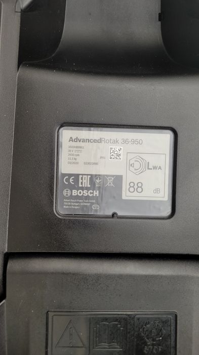Косачки Bosh Advanced Rotak 36-950