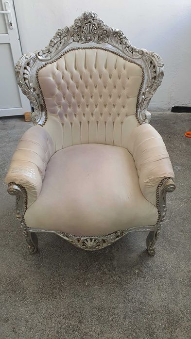 Fotoliu Clasic Baroc, Cadru argintiu, lemn masiv - necesita retapitare
