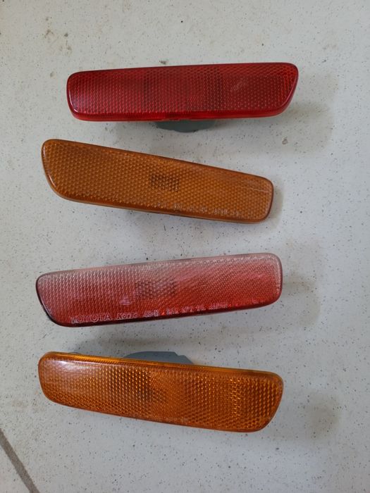 Катафоты на Lexus RX300