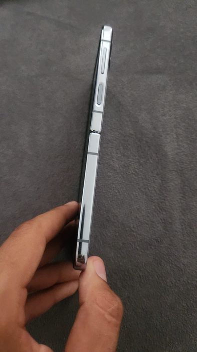 Samsung z flip 4