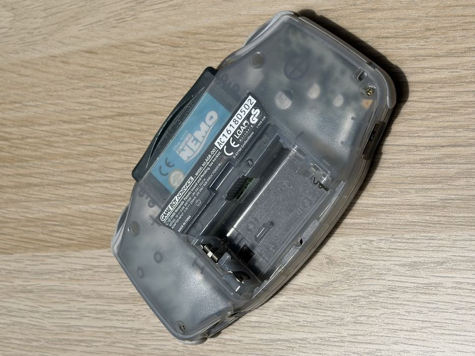 Nintendo Game Boy Advance (Glacier Clear) + игра