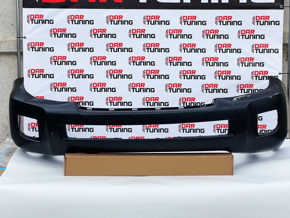 Передний бампер под оригинал Toyota LC200