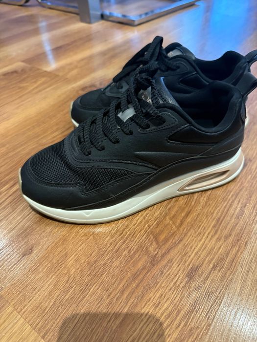 Дамски маратонки Hoff