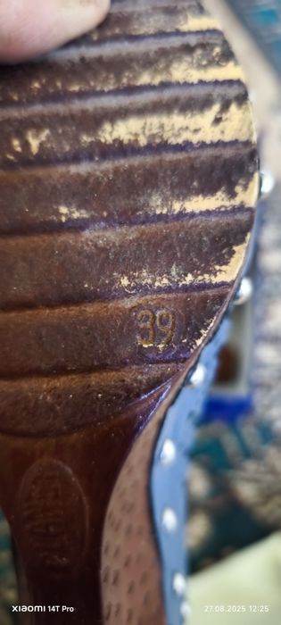 Продам почти новые