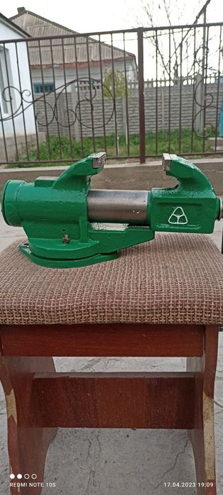 Продам тиски. Сделано в СССР