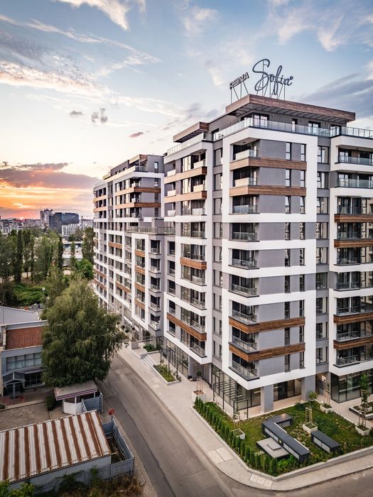 Апартамент за продажба - снимка 2