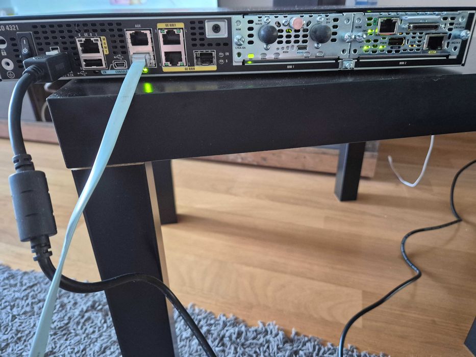 Router Enterprise Cisco ISR 4321/K9 + Licență Security + Modul 4G Dual-SIM + Modul Server UCS | Homelab| Firewall