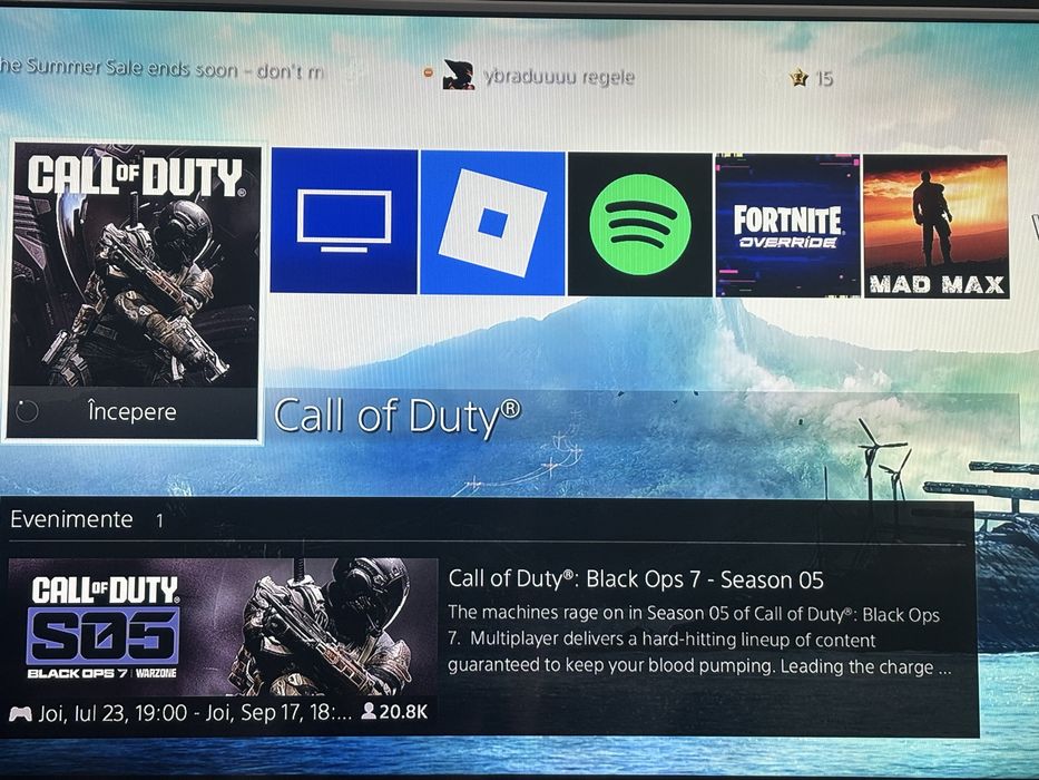 vand PS4 stare foarte buna
