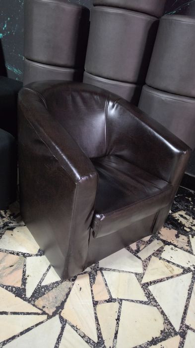 Vănd Set  Mobilier Bar / Cafenea / Lounge – ca nou