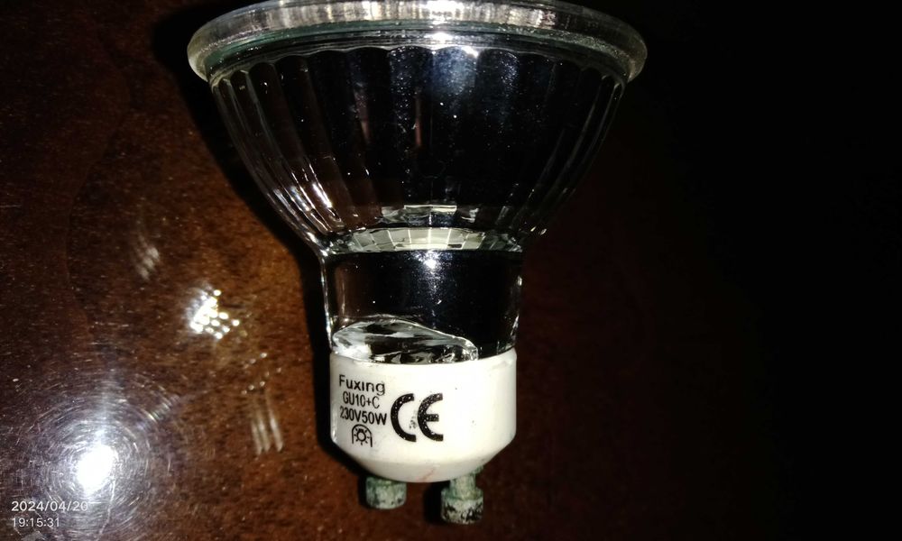 Lot 50 Becuri funcționale cfl / economice