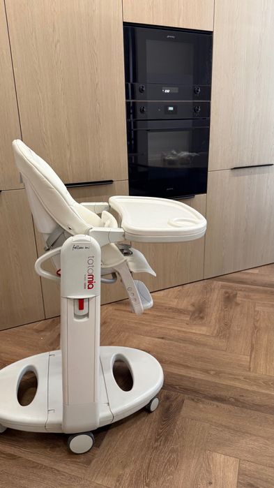 Стульчик Peg-Perego Tatamia Follow Me