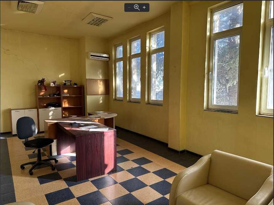 Дава се под наем Склад в Варна, Западна промишлена зона - 1900 кв.м за 5700 € - Снимка #6