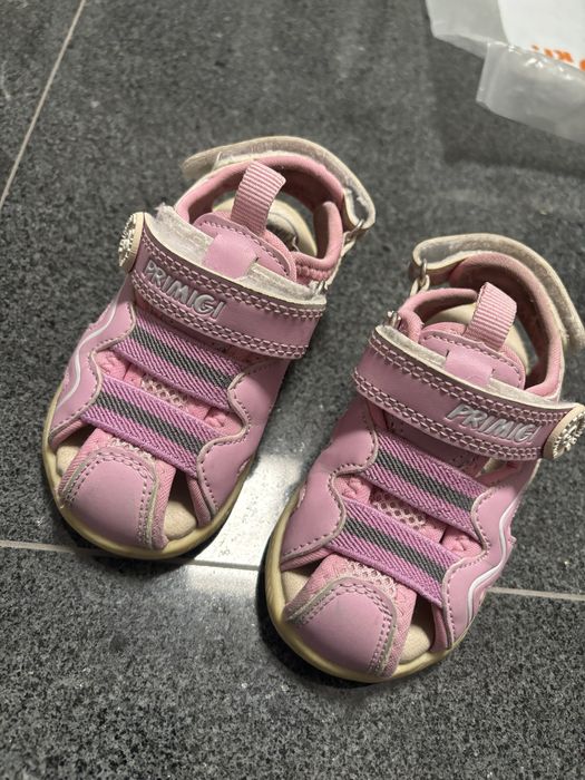 сандали за момиче