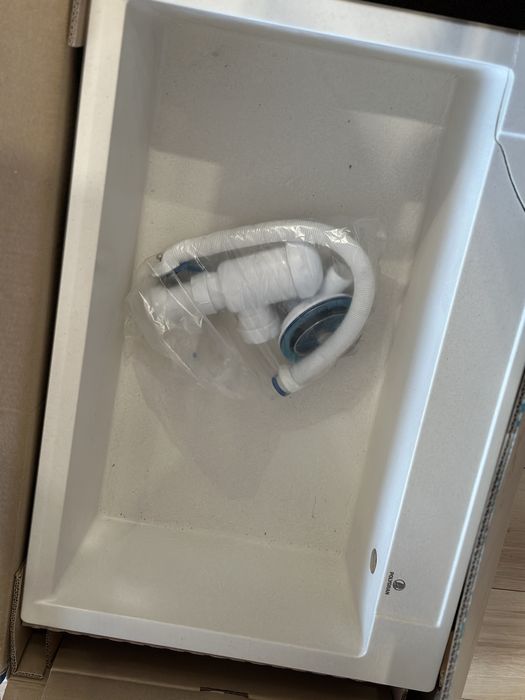 Раковина новая с дефектом