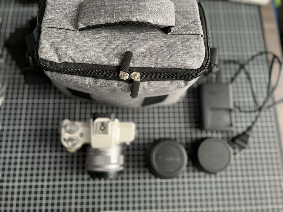 Canon M50 срочно сатамын